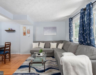 1684 Thenia Place - Photo Thumbnail 6