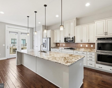 44735 Medway Terrace - Photo Thumbnail 3
