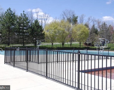 20373 Cottswold Terrace - Photo Thumbnail 3