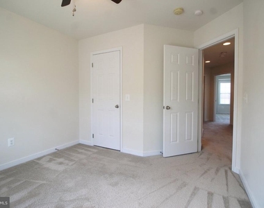 5800 Foley Street - Photo Thumbnail 23