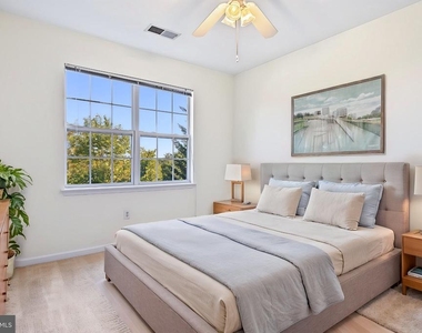 12921 Centre Park Circle - Photo Thumbnail 30