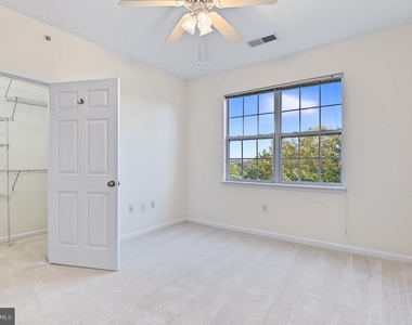 12921 Centre Park Circle - Photo Thumbnail 16
