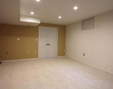 14015 Wood Rock Way - Photo Thumbnail 39