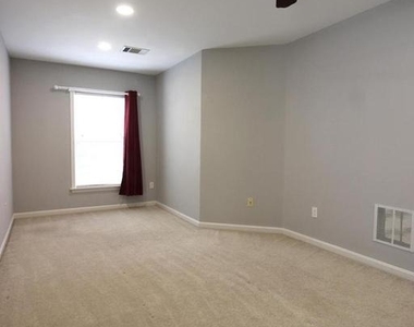 14015 Wood Rock Way - Photo Thumbnail 20
