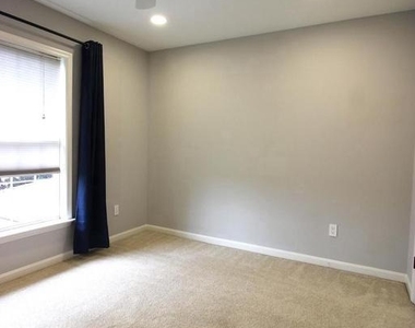 14015 Wood Rock Way - Photo Thumbnail 16