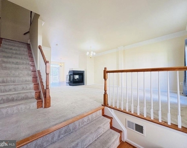 4665 Carisbrooke Lane - Photo Thumbnail 2