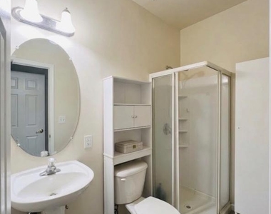 4665 Carisbrooke Lane - Photo Thumbnail 10