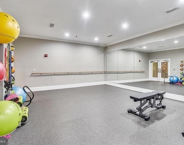 1571 Spring Gate Drive - Photo Thumbnail 38