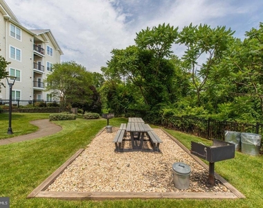 1571 Spring Gate Drive - Photo Thumbnail 21
