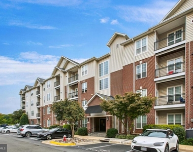 1571 Spring Gate Drive - Photo Thumbnail 16
