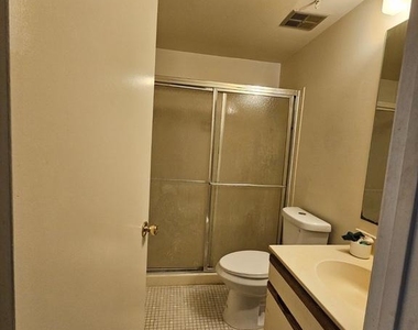 14431 Gringsby Court - Photo Thumbnail 15