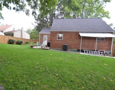 7133 Oakland Avenue - Photo Thumbnail 20