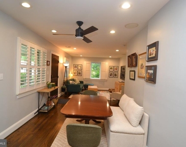 7133 Oakland Avenue - Photo Thumbnail 3