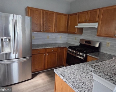 11314 Westbrook Mill Lane - Photo Thumbnail 11