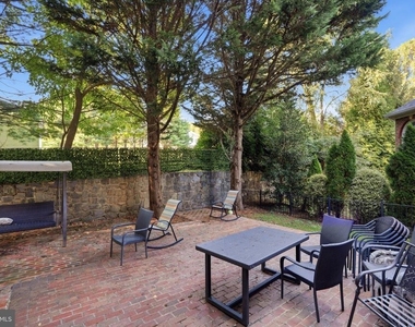 1358 Northwyck Court - Photo Thumbnail 15
