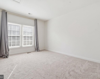 1358 Northwyck Court - Photo Thumbnail 11