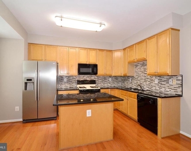 2516 Isham Randolph Drive - Photo Thumbnail 2