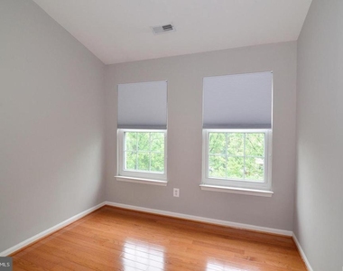 2516 Isham Randolph Drive - Photo Thumbnail 28