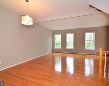 2516 Isham Randolph Drive - Photo Thumbnail 11