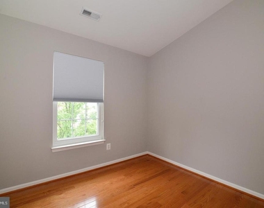 2516 Isham Randolph Drive - Photo Thumbnail 27