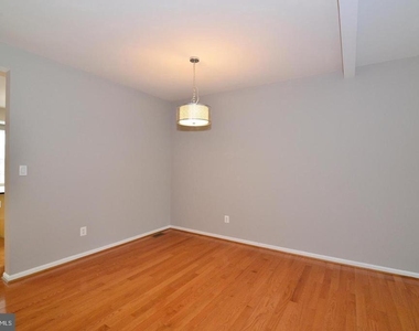 2516 Isham Randolph Drive - Photo Thumbnail 9