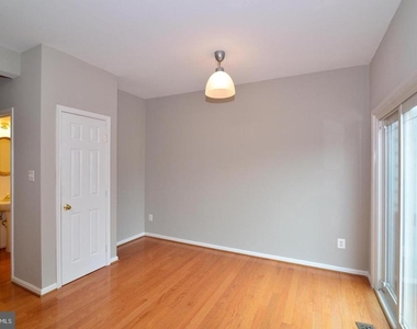 2516 Isham Randolph Drive - Photo Thumbnail 10