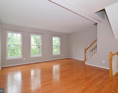2516 Isham Randolph Drive - Photo Thumbnail 12