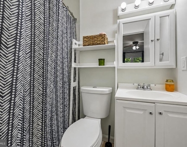 9899 Hagel Circle - Photo Thumbnail 20