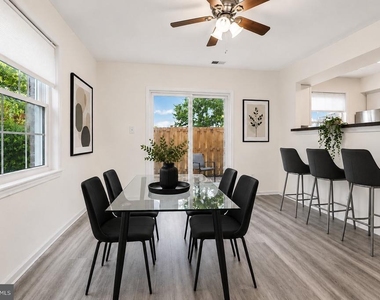 9899 Hagel Circle - Photo Thumbnail 11
