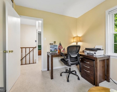 9899 Hagel Circle - Photo Thumbnail 22