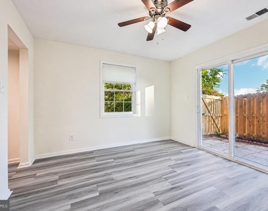 9899 Hagel Circle - Photo Thumbnail 10