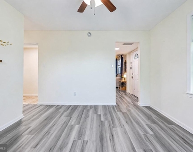9899 Hagel Circle - Photo Thumbnail 9