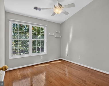 6638 Frost Lake Lane - Photo Thumbnail 18