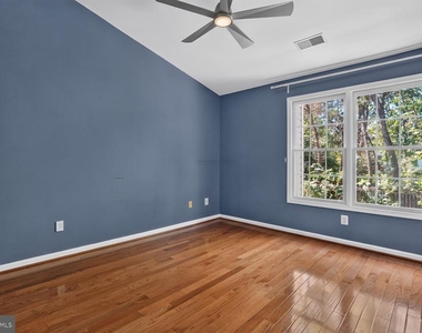 6638 Frost Lake Lane - Photo Thumbnail 17