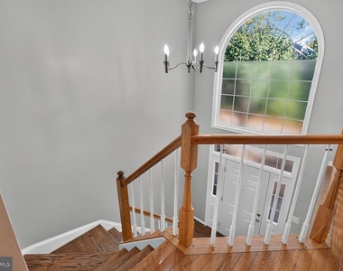 6638 Frost Lake Lane - Photo Thumbnail 2