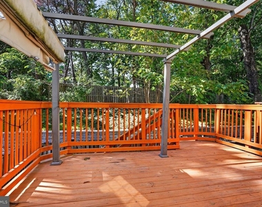 6638 Frost Lake Lane - Photo Thumbnail 24