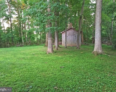 5618 Inverchapel Road - Photo Thumbnail 12