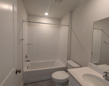 180 Sioux Loop - Photo Thumbnail 18