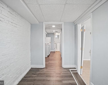 1122 Caroline Street - Photo Thumbnail 5