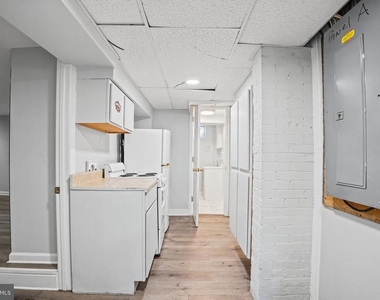 1122 Caroline Street - Photo Thumbnail 9