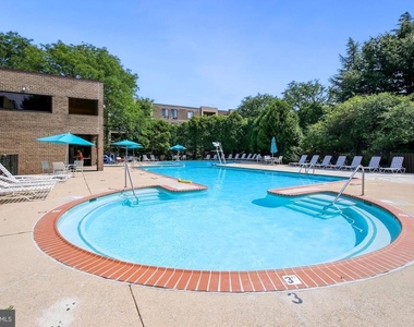 803 N Howard Street - Photo Thumbnail 26