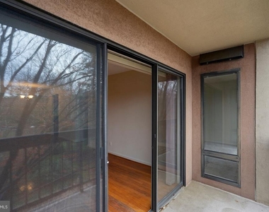 803 N Howard Street - Photo Thumbnail 22
