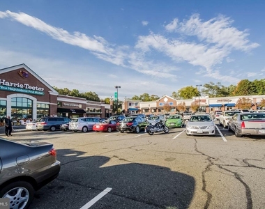 803 N Howard Street - Photo Thumbnail 37