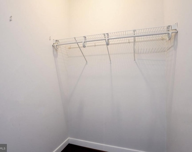 181 E Reed Avenue - Photo Thumbnail 24