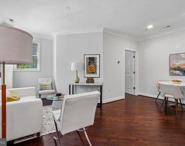 181 E Reed Avenue - Photo Thumbnail 8