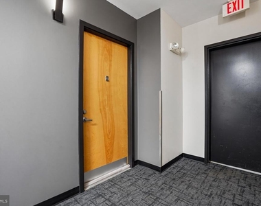 181 E Reed Avenue - Photo Thumbnail 1