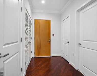 181 E Reed Avenue - Photo Thumbnail 2