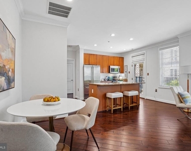 181 E Reed Avenue - Photo Thumbnail 10
