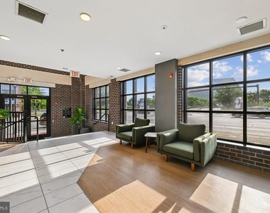 181 E Reed Avenue - Photo Thumbnail 34