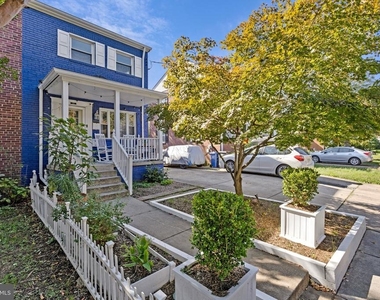 327 Ashby Street - Photo Thumbnail 2